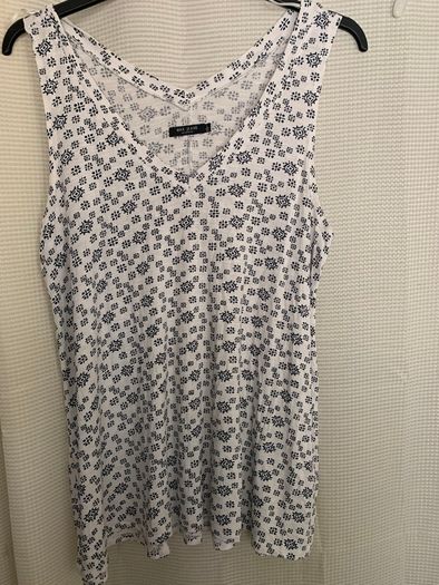 Lovely Sleeveless Top