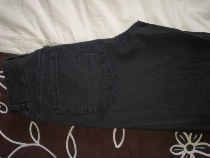 Primark Black Stylish and versatile black skinny jeans size UK 6/8