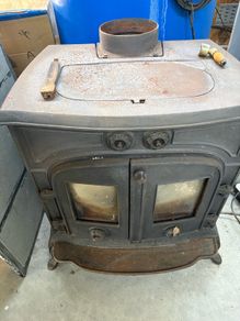 Solid Fuel Evergreen Holly Stove