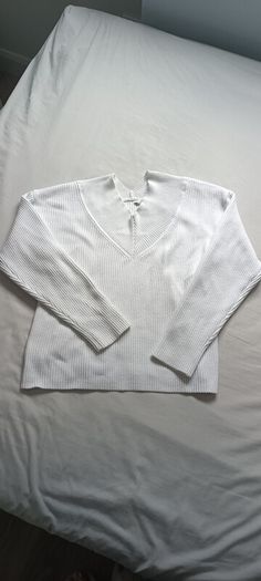 white jumper