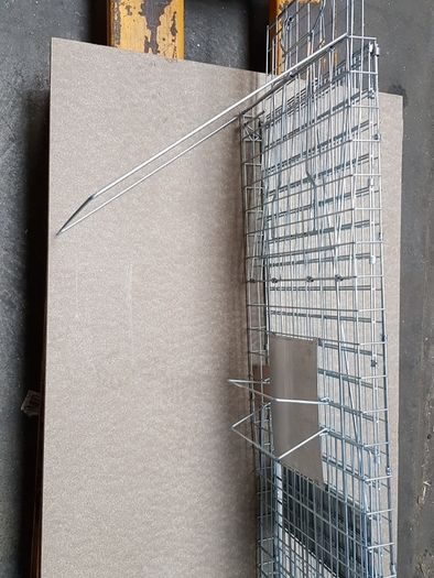 wire cage fodable with handle