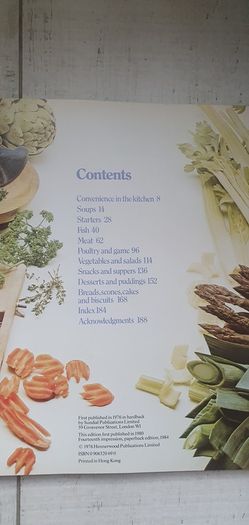 Vintage Cookbook :The StMichael All Colour Cookery Book by Jeni Wright - 1984