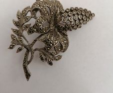 Broach Marcasite Vintage Flower Bouquet