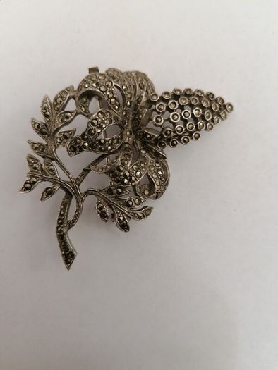 Broach Marcasite Vintage Flower Bouquet