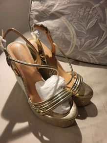 Gold platform womens shoe