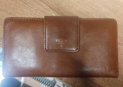 Fossil wallet