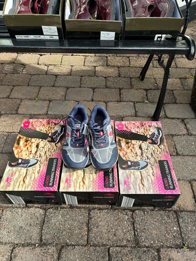 Cheap Ladies Footwear Job Lot.