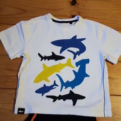 Age 5-6 Shark Pyjamas