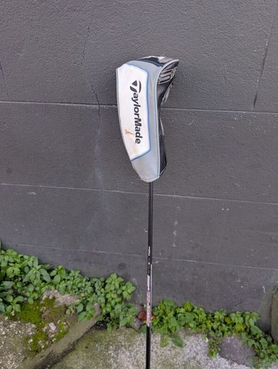 Sim Max Driver. 9 adjustable loft.