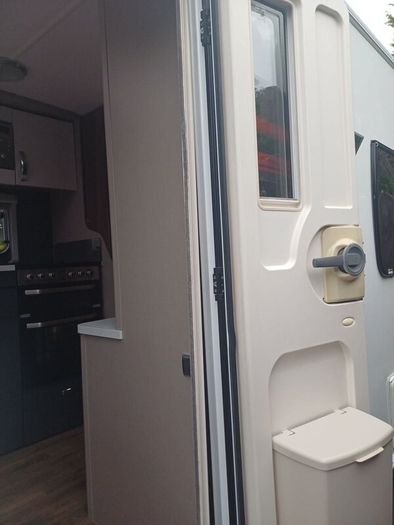 Sterling Eccles 565 (2016) Excellent Condition