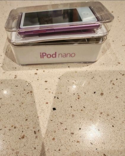 iPod Nano 7th Gen, 16GB