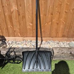 free snow shovel