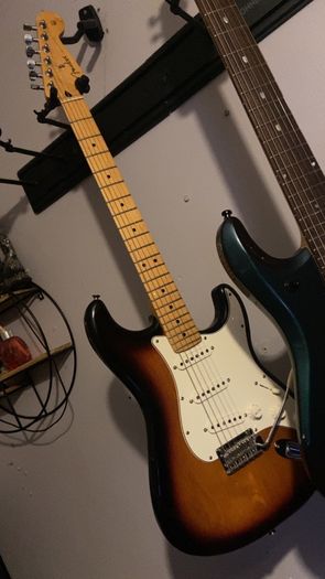 Fender 75th anniversary Stratocaster w/ upgrades