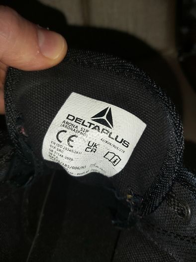 Safety boots UK 8