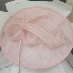 Hobbs hat / fascinator