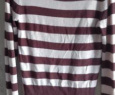 Stripes knittied top fits s m  small l strechy