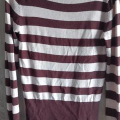 Stripes knittied top fits s m  small l strechy