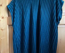 Gallery ladies teal top size 16 to 18