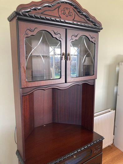 Free :Lovely Corner unit . Hardwood