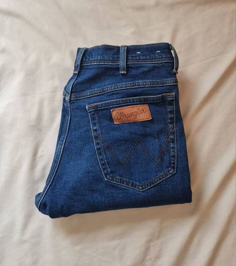 wrangler texas jeans Size 34/32 zip fly in excellent condition