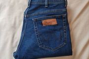 wrangler texas jeans Size 34/32 zip fly in excellent condition