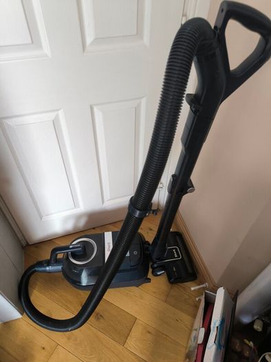 shark vacuum