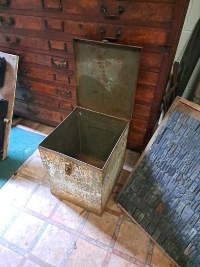 Vintage Metal Trunk
