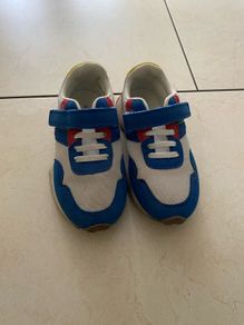 Kids trainers/runners size 12UK