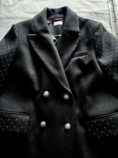 Beautiful women's black 2XL coat - never worn