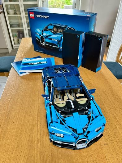 Lego Technic Bugatti Chiron 24083