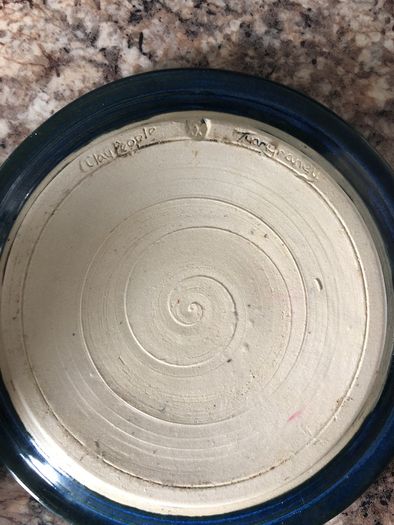Pottery cheese dome