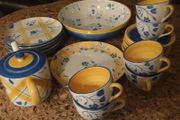 Tea set.