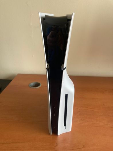 Playstation 5 Slim 1TB (Disk Drive, 2 TMR Controllers & Resident Evil 4)