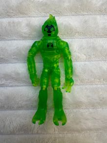 Ben 10 Action Figure Out Of The Omnitrix Heatblast Playmates approx. 12 cm. Used Please see photos