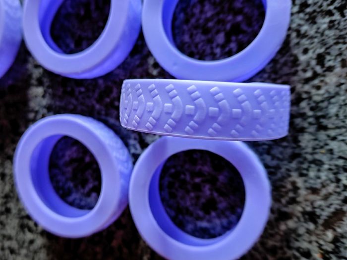 8 Purple Silicone Wheel Covers, For Luggage Case (new).