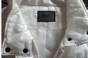 Only Gilet.   Size 8