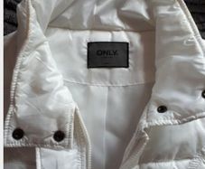 Only Gilet.   Size 8