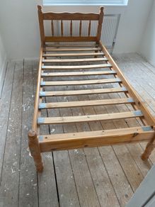 Single Pine Bed