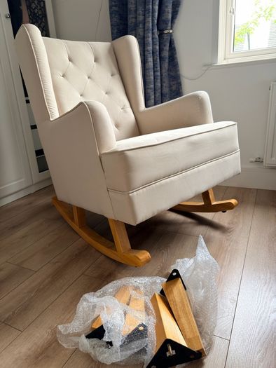 Nursery chair - Nested Soothe Easy Chair
