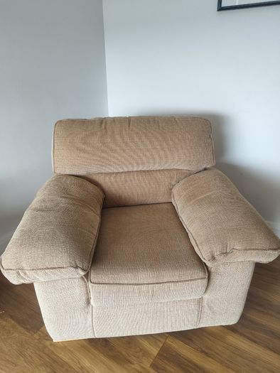 2 Seater and Armchair Sofa Set - Excellent Condition
