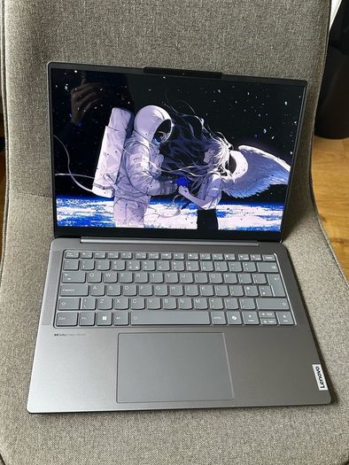 LENOVO Yoga Slim 7- Intel Core Ultra 7