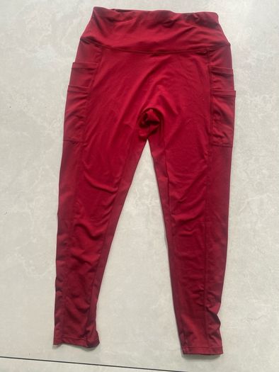 Burgundy leggings