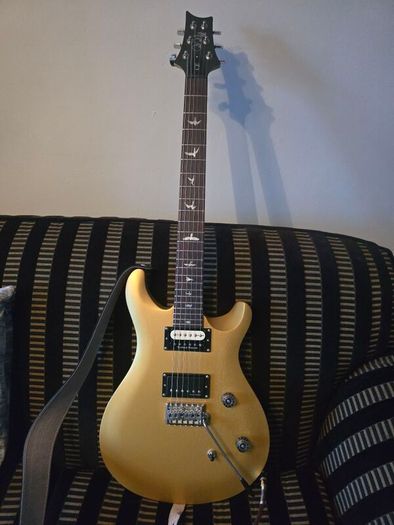 PRS CE SE 24 satin gold Seymour Duncan's and gig bag