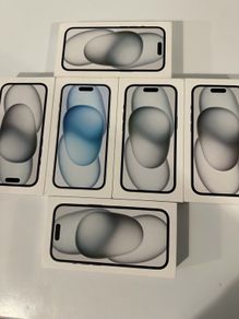iphone 15,128GB (IRISH STOCK) Brand New Sealed Free phone cover and screen Protector Unlocked .