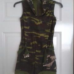 Camouflage costume