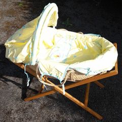 Moses Basket with stand