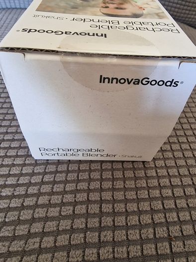 NEW and  SEALED InnovaGoods Shakuit Portable Rechargeable Blender 380ml
