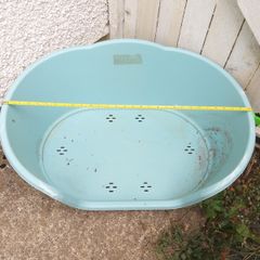 plastic dog bed