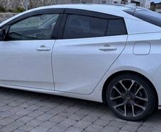 2018 Toyota Prius GR Sport PHEV