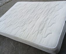 4ft6 mattress free